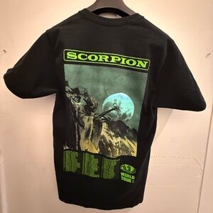 Drake Scorpion Gildan Black Graphic Tee
